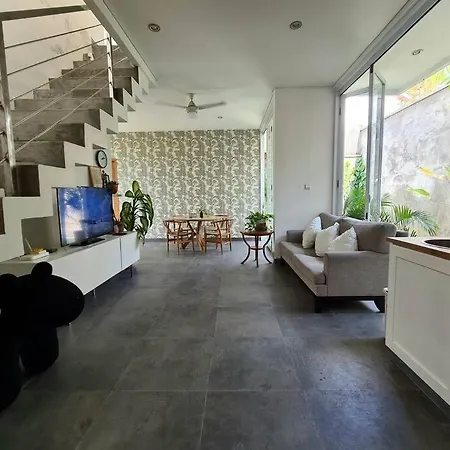 Villa Otilia: 3Bed With Pool Seminyak  Exterior photo