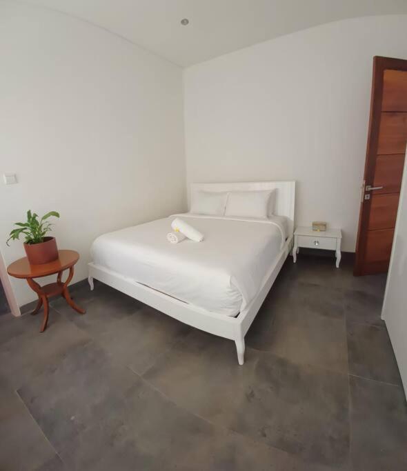 Otilia: 3bed With Pool Villa Seminyak